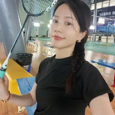 黄致巧